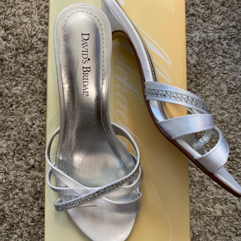 Bridal wedding shoe